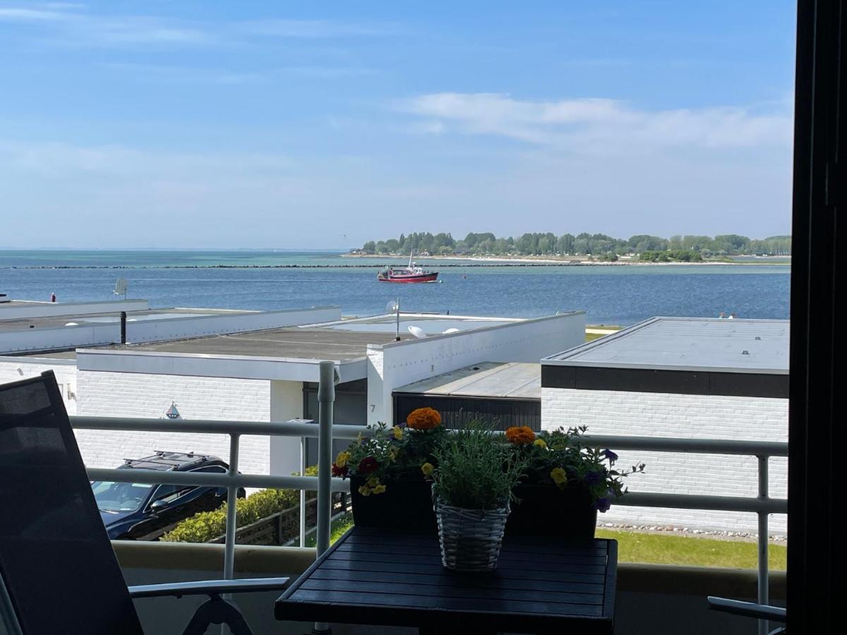 Fehmarn Burgtiefe Suedstrand Meerblick Apartment Meerzeit المظهر الخارجي الصورة